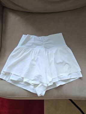 Offline By Aerie High-Waist White Layered Women's Shorts Size Small